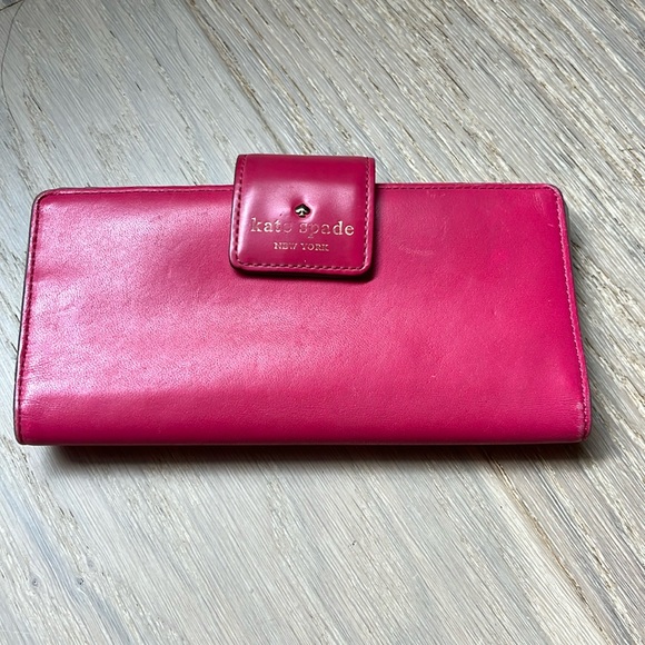 Kate Spade wallet rare - Picture 1 of 10